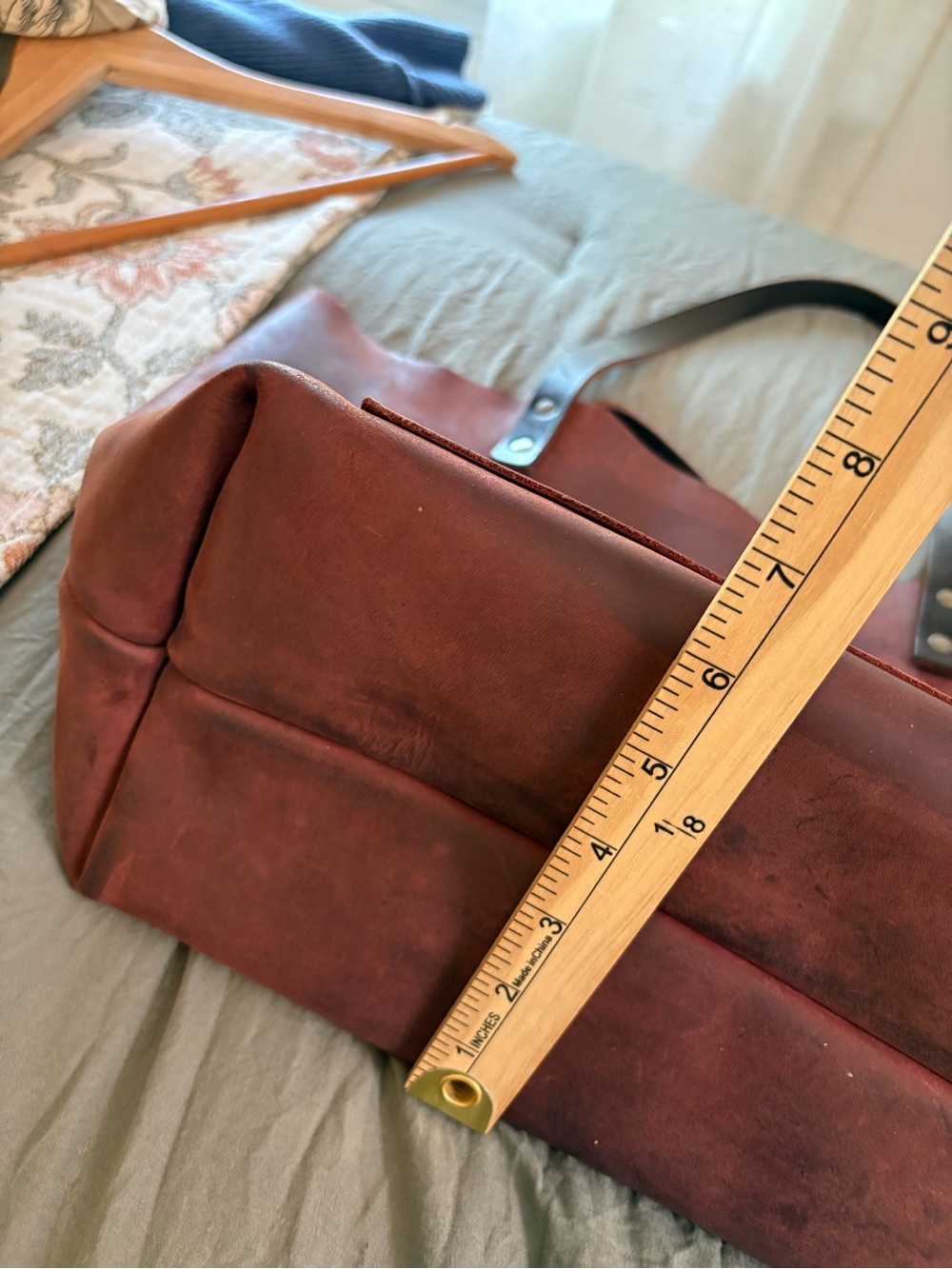 Portland Leather Goods Large Classic Tote Bag. - Picture 10 of 16